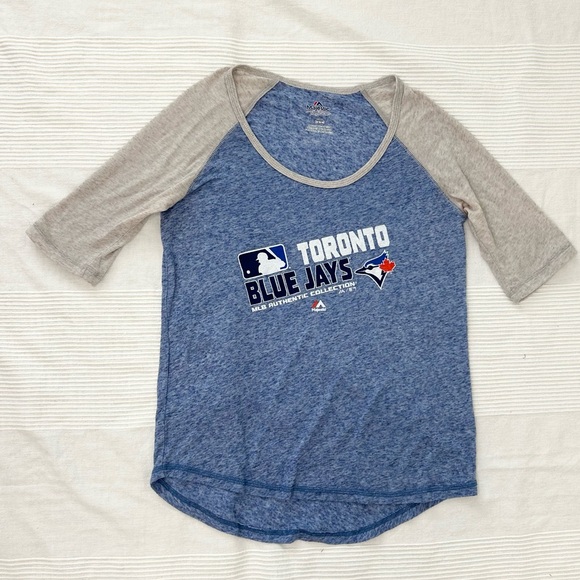 Toronto Blue Jays Majestic Threads Heathered Logo 3/4-Sleeve T-Shirt - Picture 2 of 8